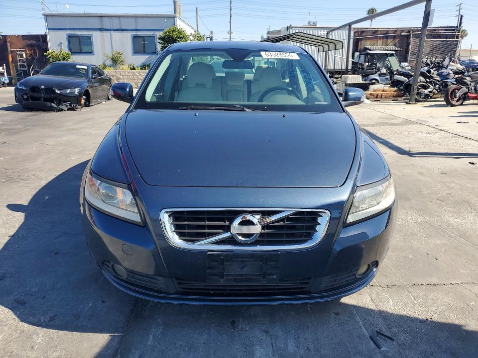 Auction sale of the 2011 Volvo S40, vin: YV1672MS9B2535262, lot number: 63528556