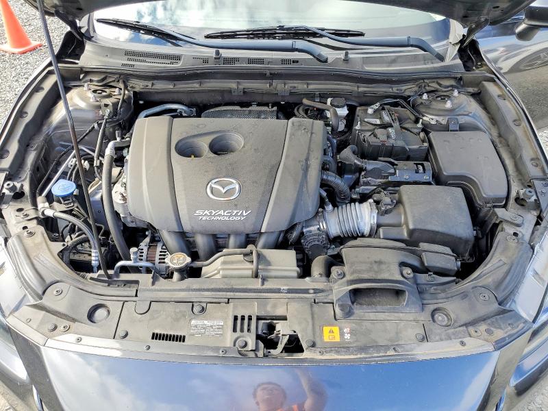 59671866 :رقم المزاد ، 3MZBN1V3XJM272232 vin ، 2018 Mazda 3 مزاد بيع