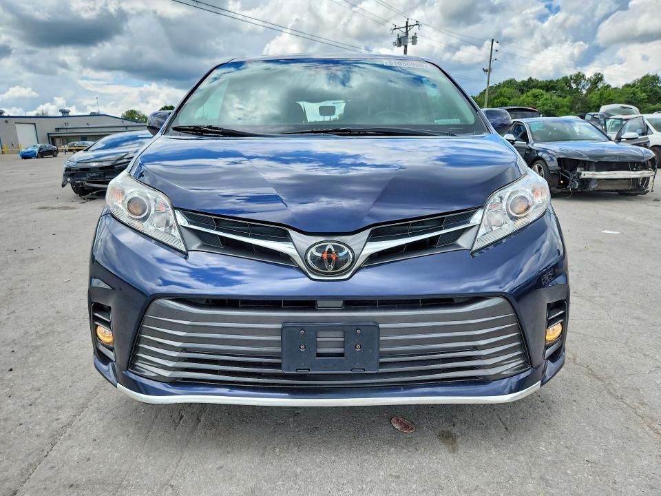 Aukcja sprzedaży 2018 Toyota Sienna, vin: 5TDYZ3DC3JS952116, numer aukcji: 61036996
