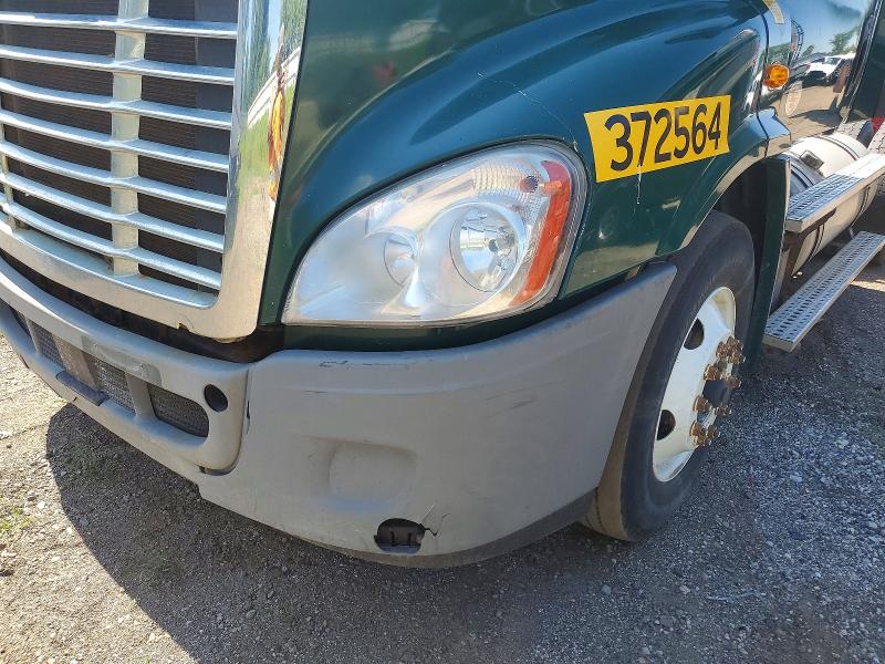 2018 Freightliner Cascadia 113 მანქანა იყიდება აუქციონზე, vin: 3AKBGADV2JSJL4392, აუქციონის ნომერი: 59223246