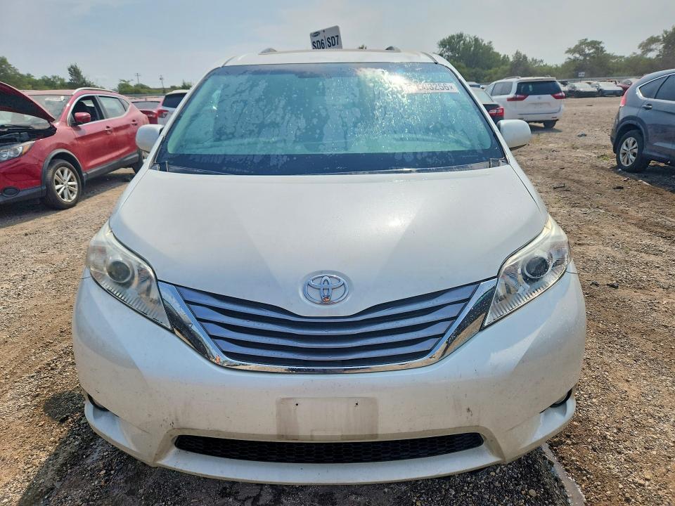 Aukcja sprzedaży 2017 Toyota Sienna, vin: 5TDYZ3DC6HS827976, numer aukcji: 61533256