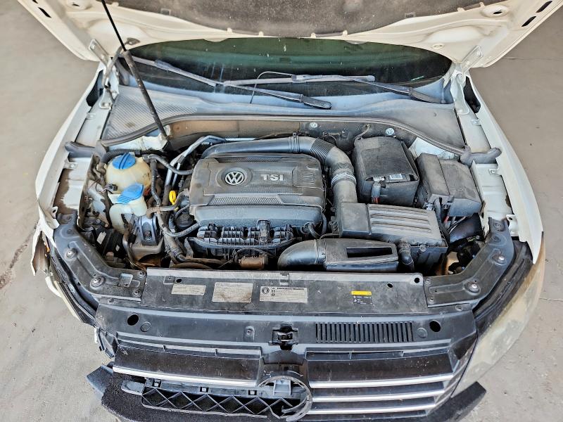 60420696 :رقم المزاد ، 1VWBT7A38EC117457 vin ، 2014 Volkswagen Passat مزاد بيع