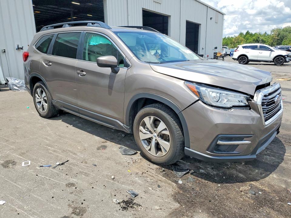 61015376 :رقم المزاد ، 4S4WMAFD8M3425481 vin ، 2021 Subaru Ascent مزاد بيع