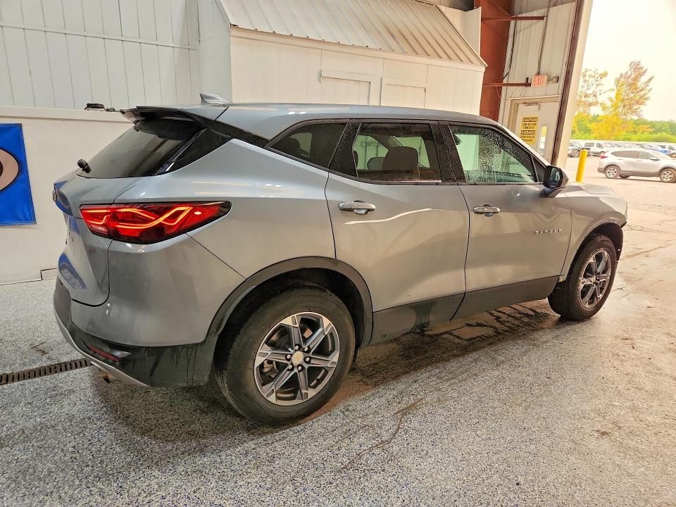 2025 Chevrolet Blazer მანქანა იყიდება აუქციონზე, vin: 3GNKBCR40SS238198, აუქციონის ნომერი: 61332276