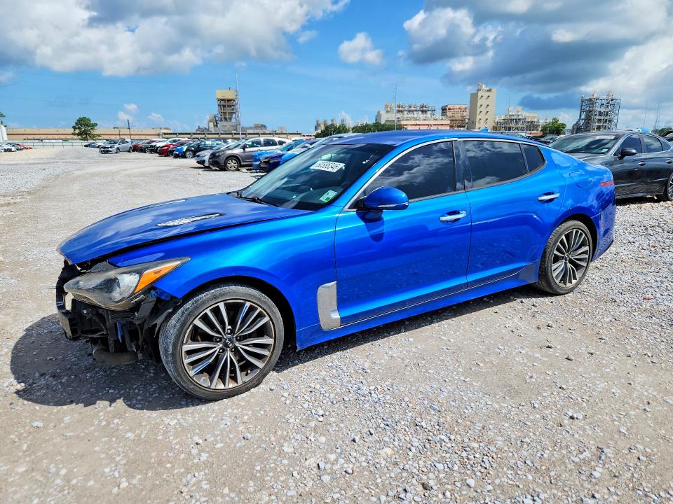 2019 Kia Stinger მანქანა იყიდება აუქციონზე, vin: KNAE15LA3K6060050, აუქციონის ნომერი: 60586346
