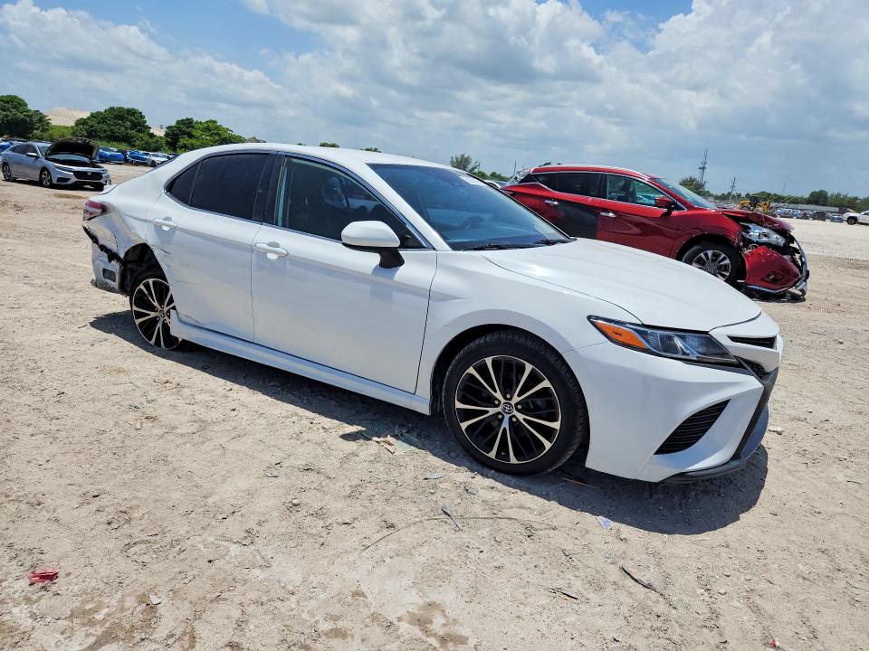 60850196 :رقم المزاد ، 4T1B11HK9KU175937 vin ، 2019 Toyota Camry مزاد بيع
