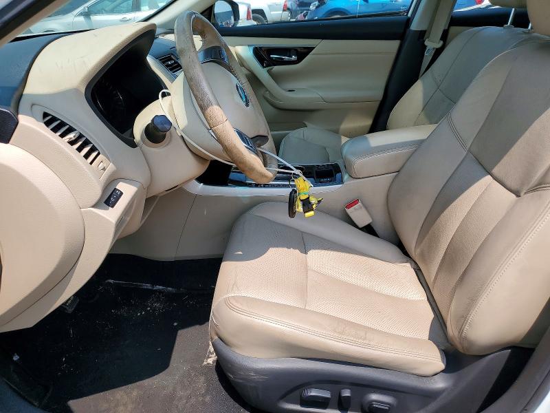 2015 Nissan Altima მანქანა იყიდება აუქციონზე, vin: 1N4AL3AP8FN400740, აუქციონის ნომერი: 60795096