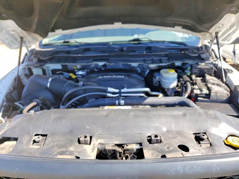 62854196 :رقم المزاد ، 3C7WR4AJ6JG356211 vin ، 2018 Ram 2500 مزاد بيع