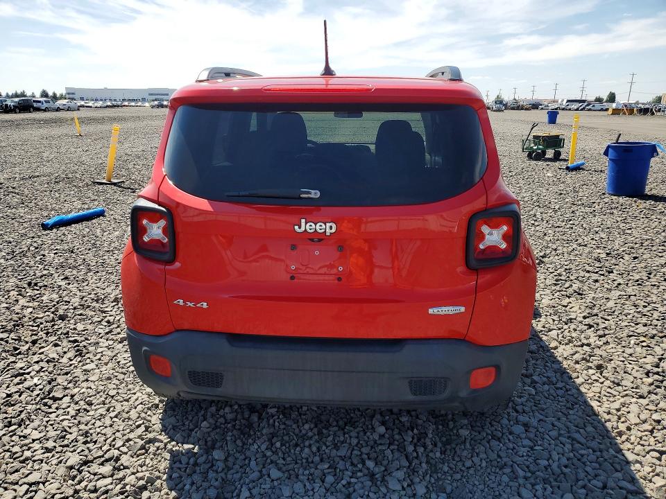 60186006 :رقم المزاد ، ZACCJBBT7FPB92372 vin ، 2015 Jeep Renegade مزاد بيع