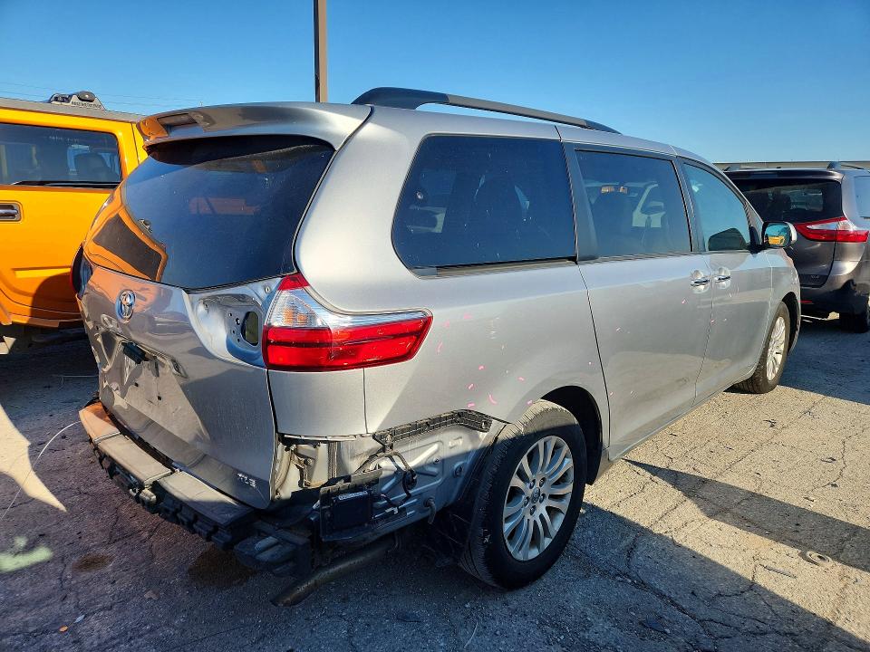 2016 Toyota Sienna მანქანა იყიდება აუქციონზე, vin: 5TDYK3DC0GS761329, აუქციონის ნომერი: 62654346