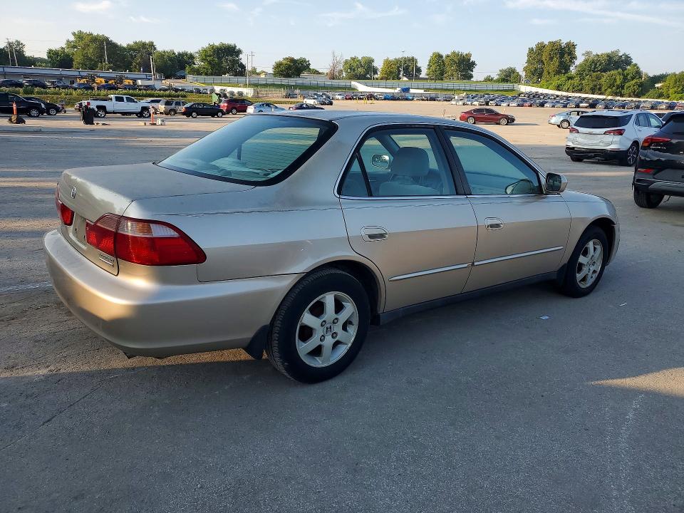 Продаж на аукціоні авто 2000 Honda Accord, vin: 1HGCG567XYA039583, номер лоту: 62225736