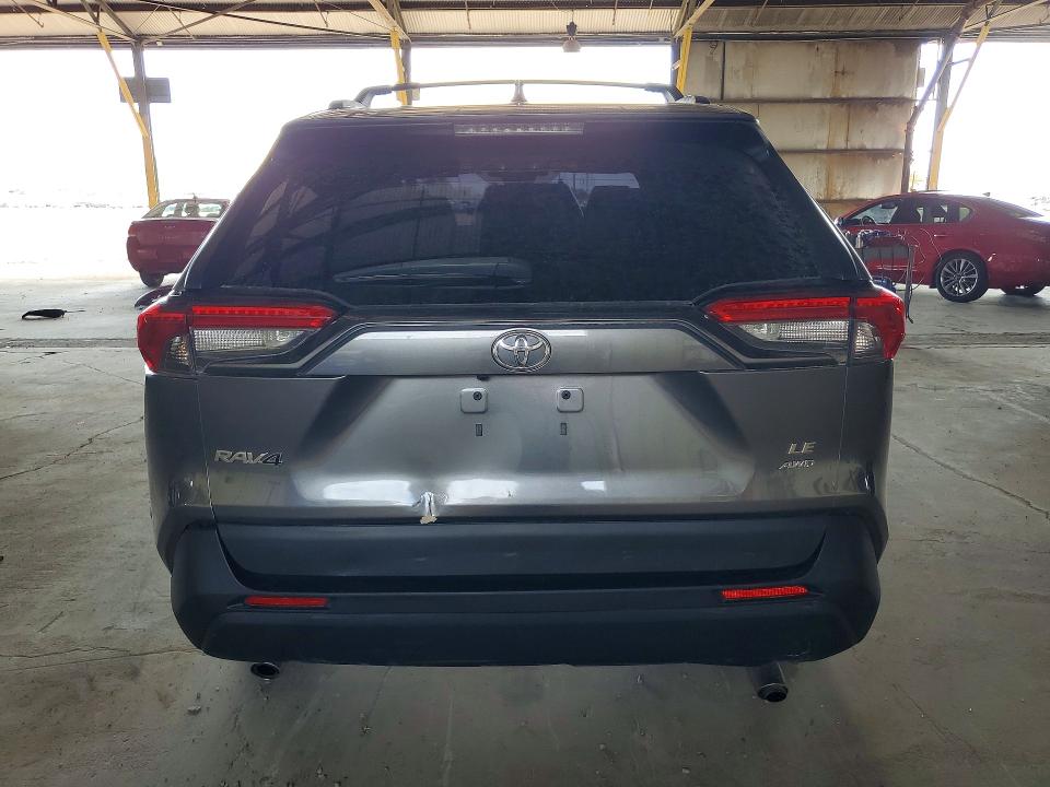Продаж на аукціоні авто 2021 Toyota Rav4, vin: 2T3F1RFV0MC172689, номер лоту: 61995076
