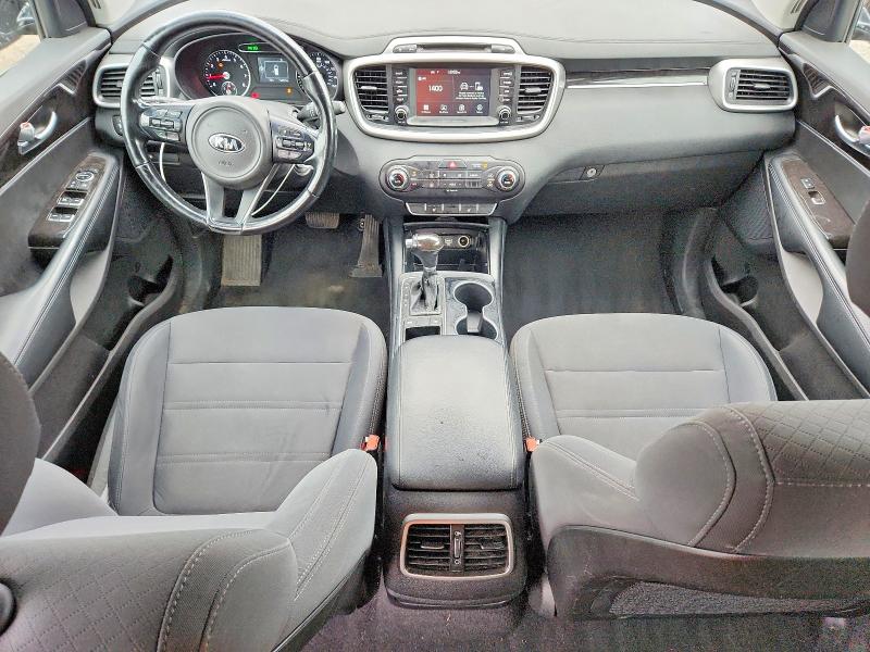 60302046 :رقم المزاد ، 5XYPG4A3XJG420743 vin ، 2018 Kia Sorento مزاد بيع