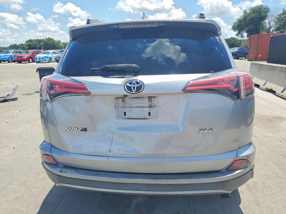 Продажа на аукционе авто 2018 Toyota Rav4, vin: 2T3WFREV3JW440552, номер лота: 59293006