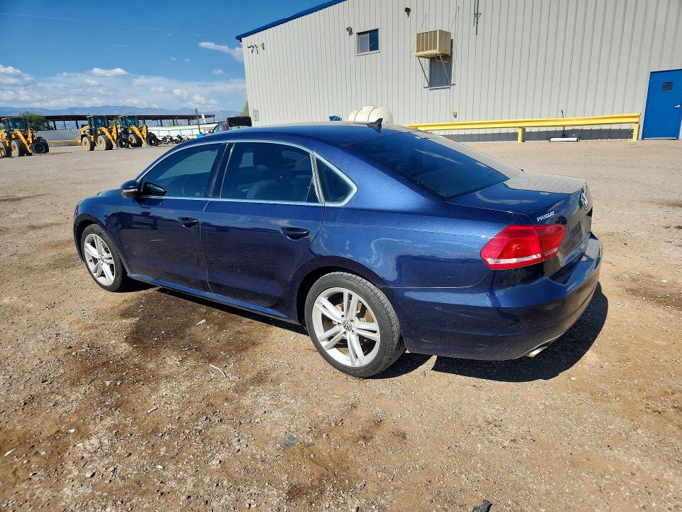 2012 Volkswagen Passat მანქანა იყიდება აუქციონზე, vin: 1VWBM7A31CC047908, აუქციონის ნომერი: 62632766