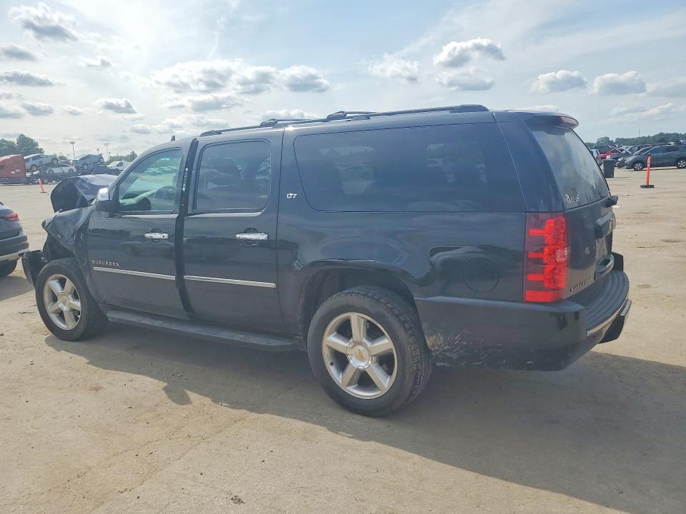 2014 Chevrolet Suburban მანქანა იყიდება აუქციონზე, vin: 1GNSKKE72ER177714, აუქციონის ნომერი: 62244826
