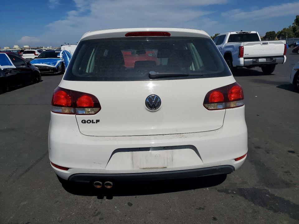 85992895 :رقم المزاد ، WVWDB7AJ5DW131438 vin ، 2013 Volkswagen Golf مزاد بيع