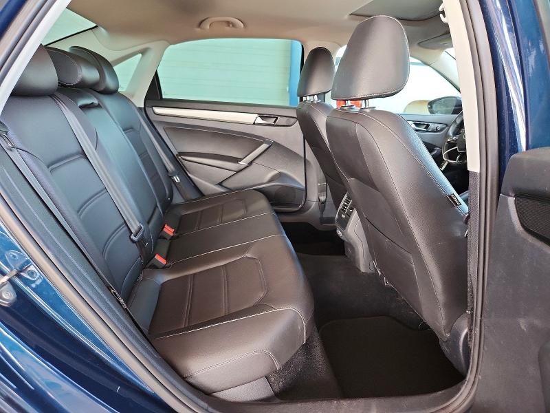 62542636 :رقم المزاد ، 1VWSA7A37NC005772 vin ، 2022 Volkswagen Passat مزاد بيع