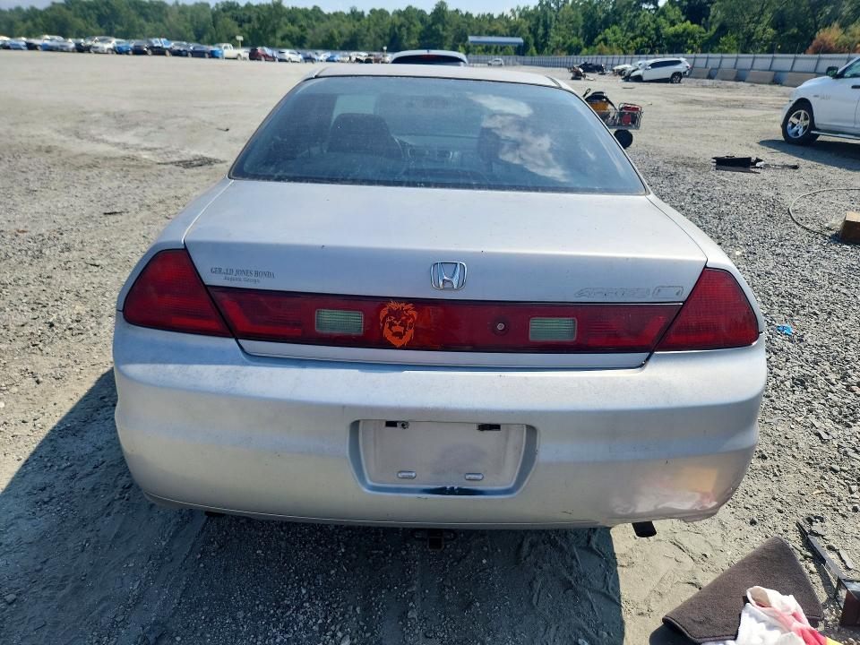 59607666 :رقم المزاد ، 1HGCG225X2A006187 vin ، 2002 Honda Accord مزاد بيع