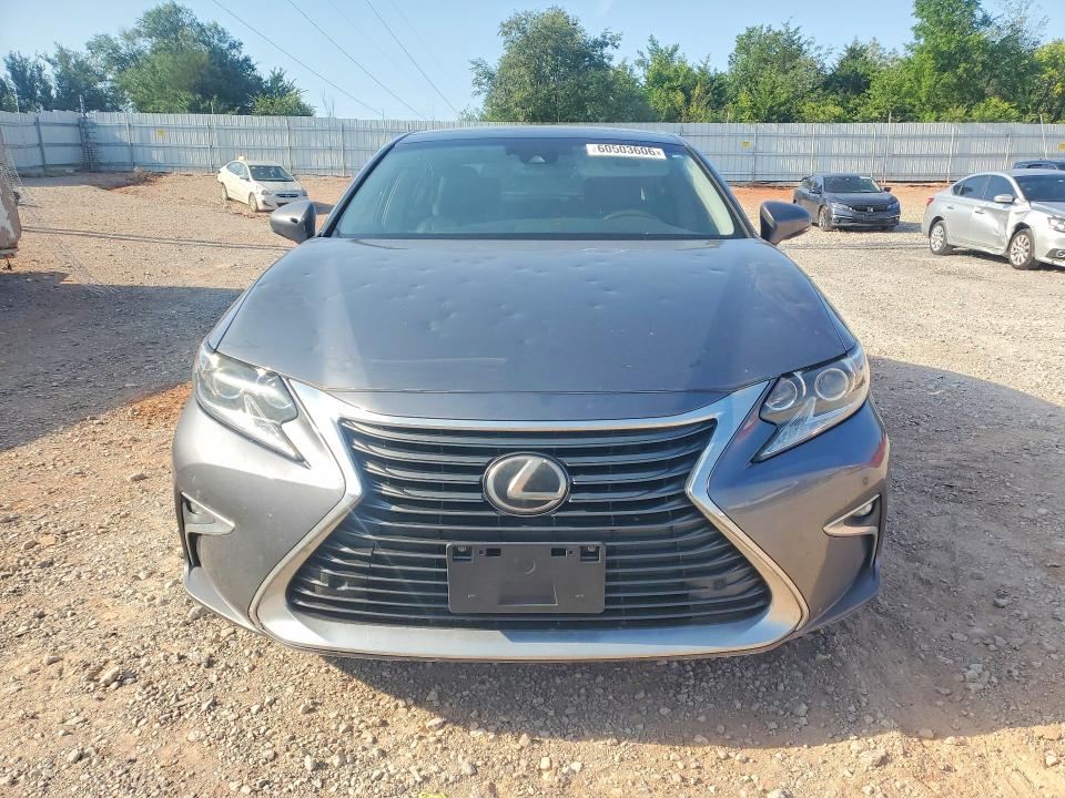 60503606 :رقم المزاد ، JTHBK1GG8G2215361 vin ، 2016 Lexus Es مزاد بيع