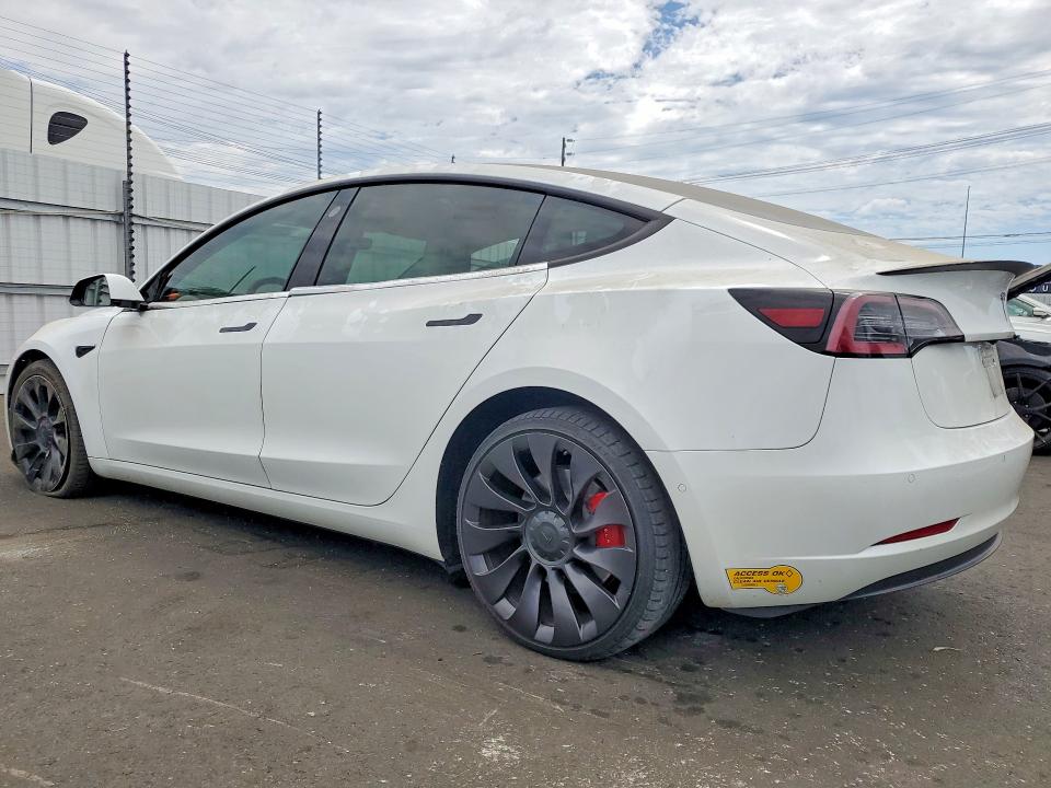 59922546 :رقم المزاد ، 5YJ3E1EC2NF208655 vin ، 2022 Tesla Model 3 مزاد بيع