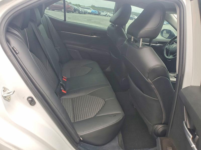 60973536 :رقم المزاد ، 4T1T11AKXRU189628 vin ، 2024 Toyota Camry مزاد بيع
