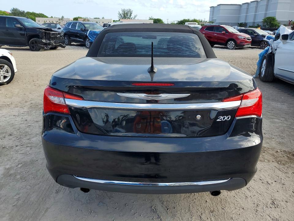 61187086 :رقم المزاد ، 1C3BCBEG6EN151974 vin ، 2014 Chrysler 200 مزاد بيع