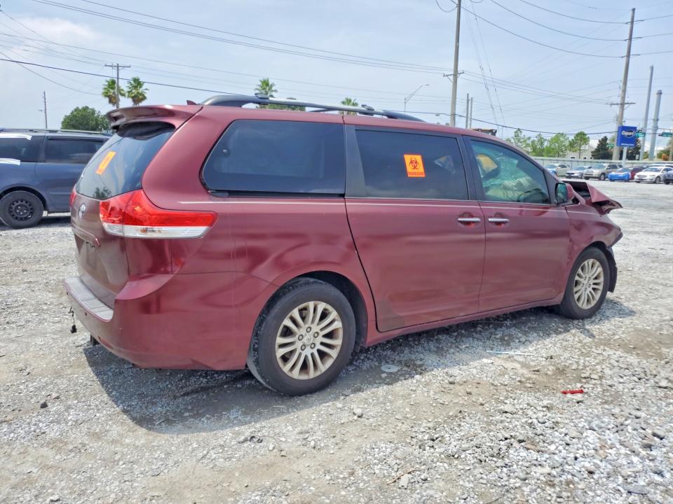 Продажа на аукционе авто 2011 Toyota Sienna, vin: 5TDYK3DC2BS068321, номер лота: 62823016