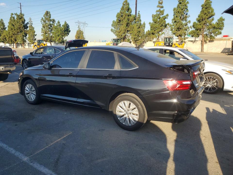 61189596 :رقم المزاد ، 3VWCB7BU5LM035051 vin ، 2020 Volkswagen Jetta مزاد بيع