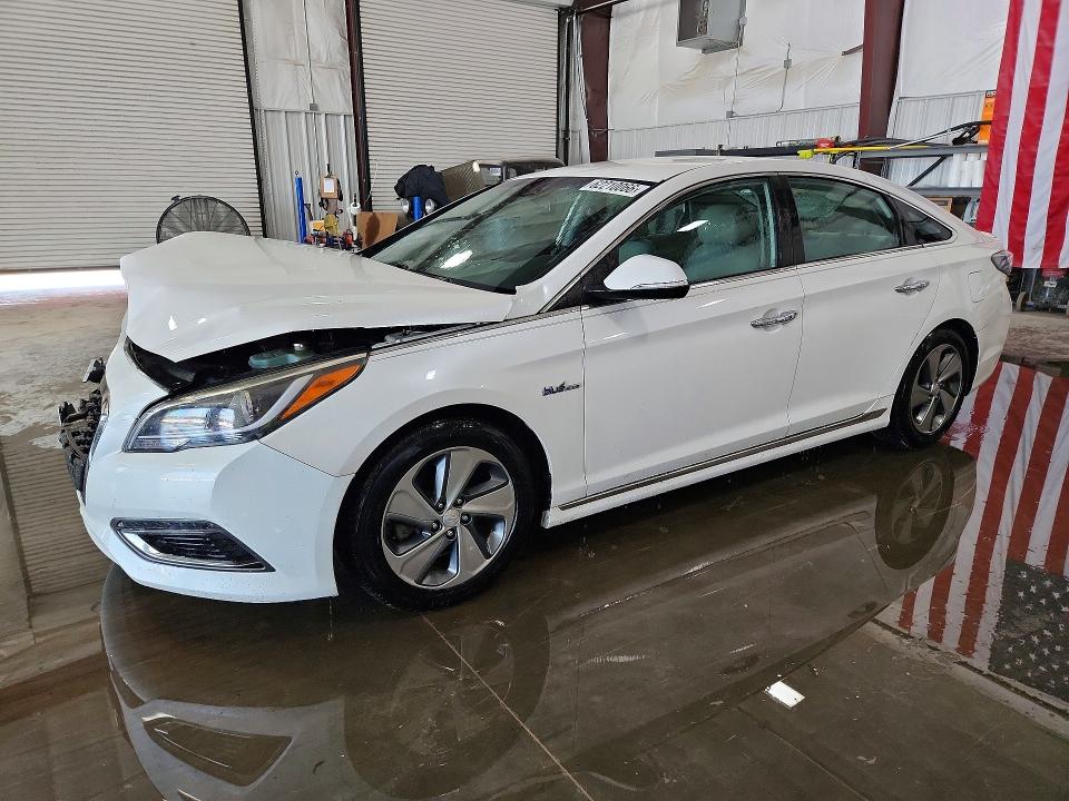 2016 Hyundai Sonata Hybrid მანქანა იყიდება აუქციონზე, vin: KMHE34L13GA019067, აუქციონის ნომერი: 62210066