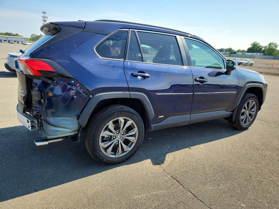 Auction sale of the 2024 Toyota Rav4, vin: 2T3B6RFV5RW074120, lot number: 61281156