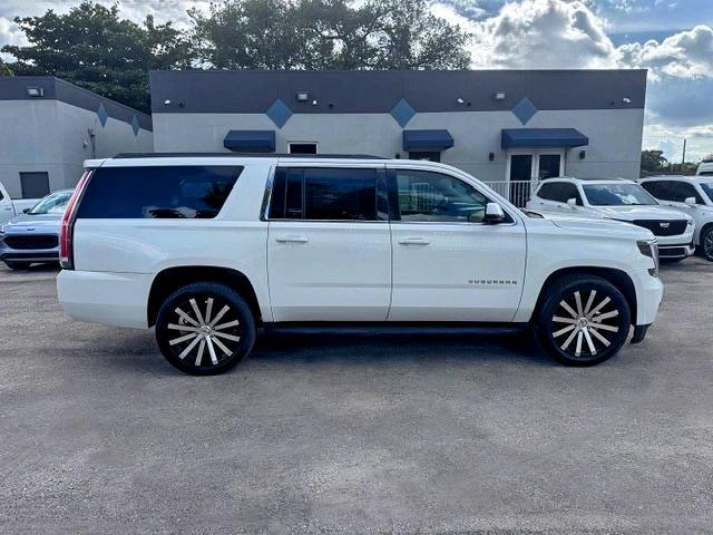 Продаж на аукціоні авто 2015 Chevrolet Suburban, vin: 1GNSCJKC8FR505342, номер лоту: 59989616