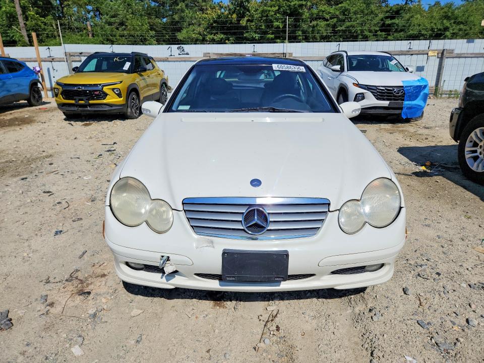 60586356 :رقم المزاد ، WDBRN47J32A370627 vin ، 2002 Mercedes-benz C مزاد بيع