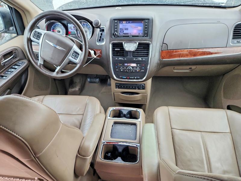 2011 Chrysler Town & Country მანქანა იყიდება აუქციონზე, vin: 2A4RR6DG2BR773062, აუქციონის ნომერი: 62062926