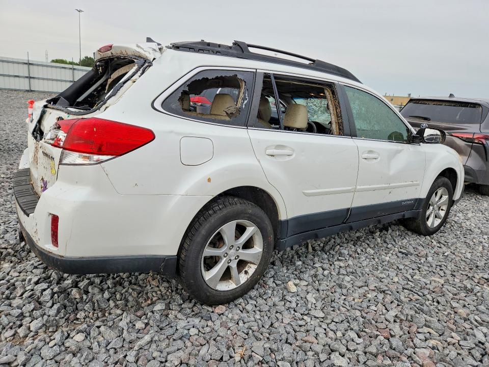 63117036 :رقم المزاد ، 4S4BRCKC2D3224605 vin ، 2013 Subaru Outback مزاد بيع