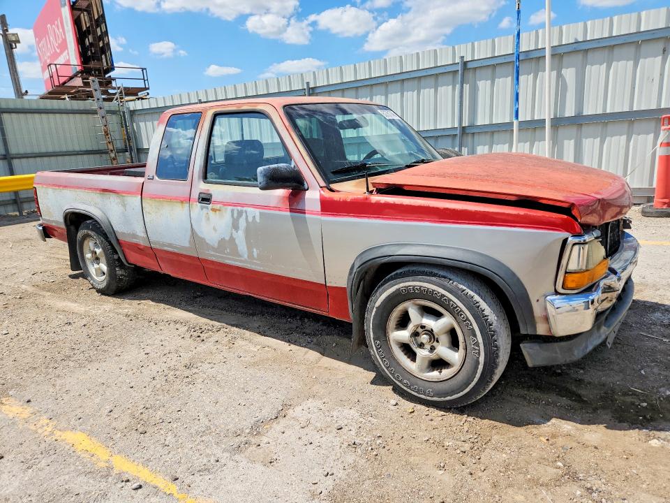 60781746 :رقم المزاد ، 1B7FL23X4NS619492 vin ، 1992 Dodge Dakota مزاد بيع