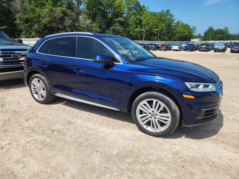 62470536 :رقم المزاد ، WA1BNAFY9J2009583 vin ، 2018 Audi Q5 مزاد بيع