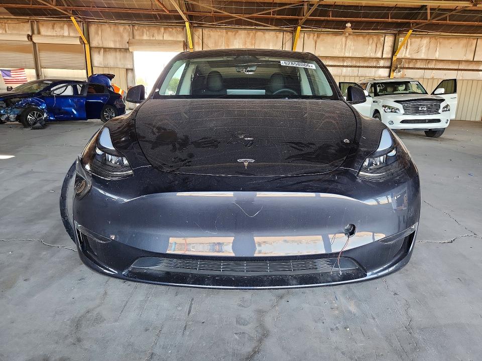2024 Tesla Model Y მანქანა იყიდება აუქციონზე, vin: 7SAYGDED2RF122121, აუქციონის ნომერი: 62858006