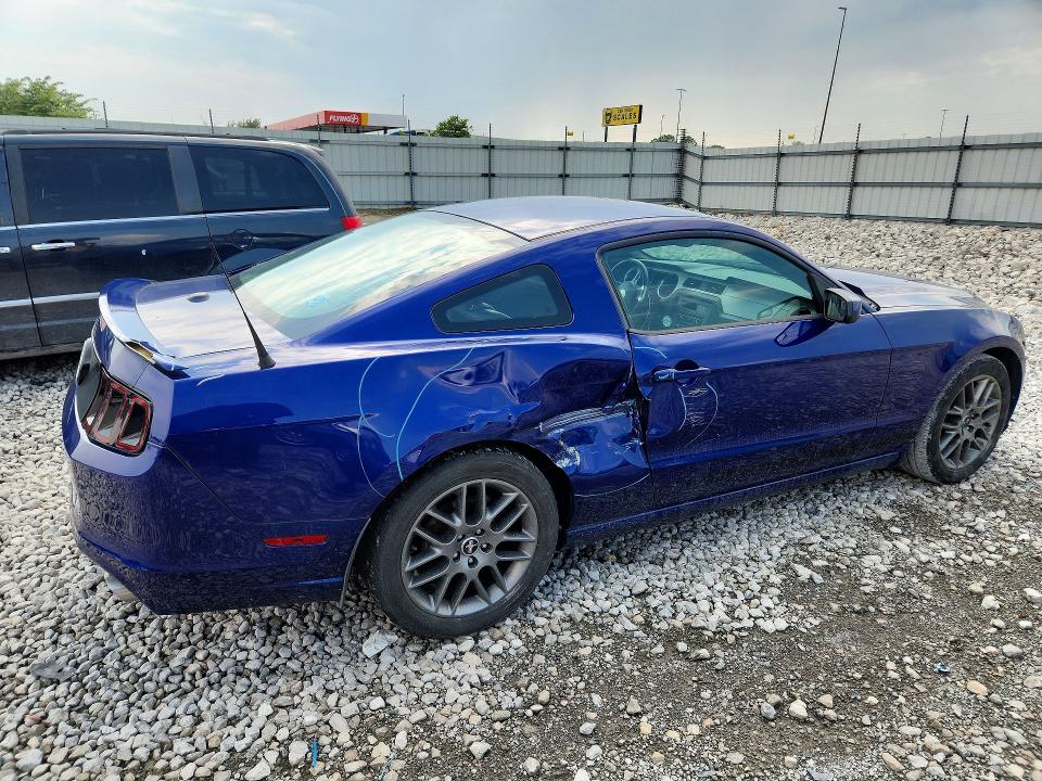 60362826 :رقم المزاد ، 1ZVBP8AM7E5280592 vin ، 2014 Ford Mustang مزاد بيع