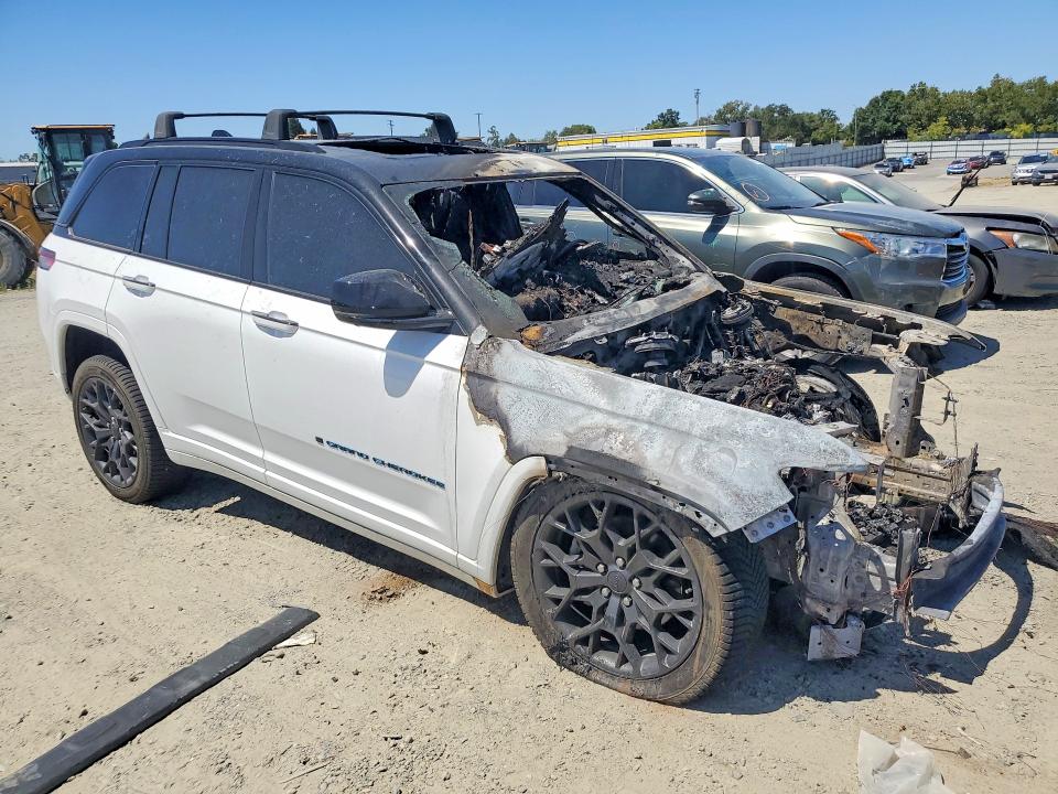 Auction sale of the 2024 Jeep Grand Cherokee, vin: 1C4RJYE61R8945795, lot number: 60895906