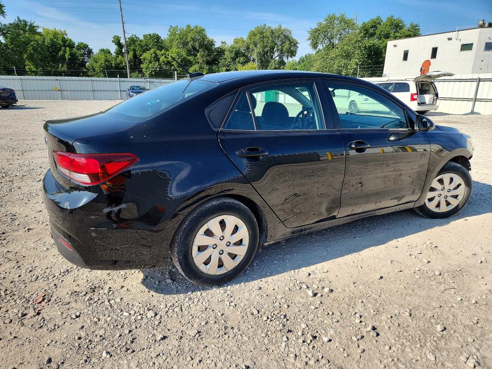 Продаж на аукціоні авто 2018 Kia Rio, vin: 3KPA24AB5JE065540, номер лоту: 62415456