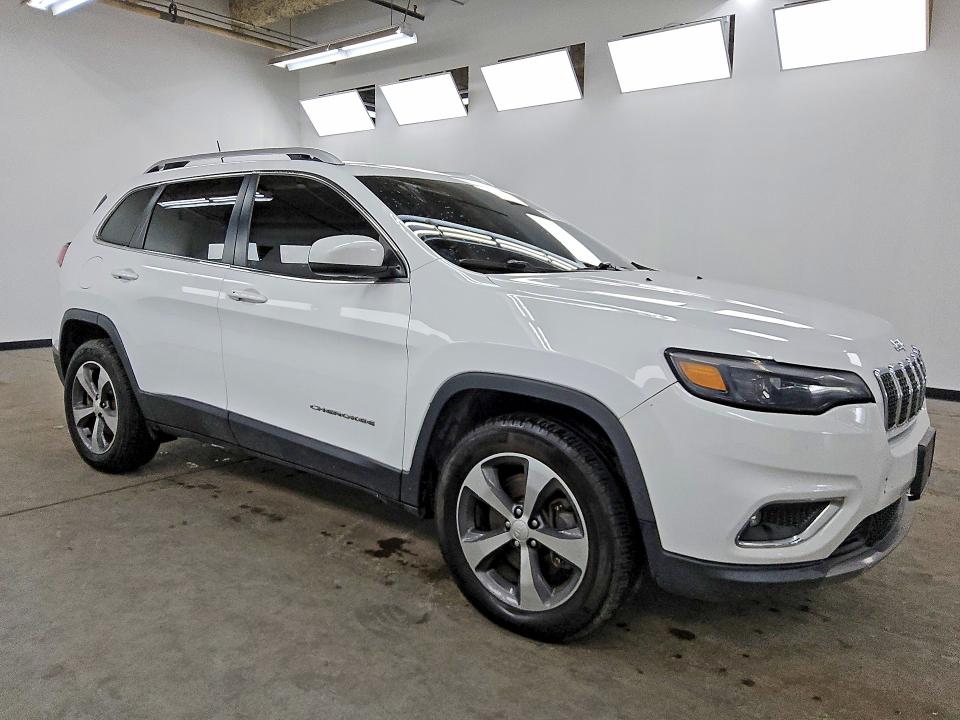 59024276 :رقم المزاد ، 1C4PJMDX1KD105054 vin ، 2019 Jeep Cherokee مزاد بيع