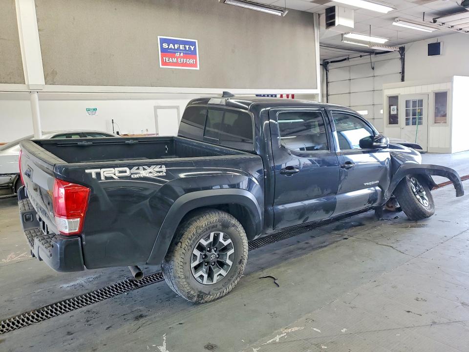 Продаж на аукціоні авто 2019 Toyota Tacoma, vin: 3TMCZ5AN8KM205690, номер лоту: 63020076