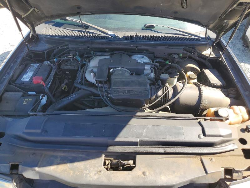 62382756 :رقم المزاد ، 5LTEW05A22KJ03060 vin ، 2002 Lincoln Blackwood مزاد بيع