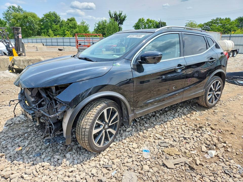 62377656 :رقم المزاد ، JN1BJ1CRXJW262065 vin ، 2018 Nissan Rogue Sport مزاد بيع
