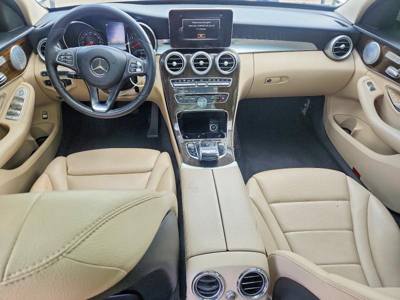 61430616 :رقم المزاد ، 55SWF4JBXJU260794 vin ، 2018 Mercedes-benz C مزاد بيع