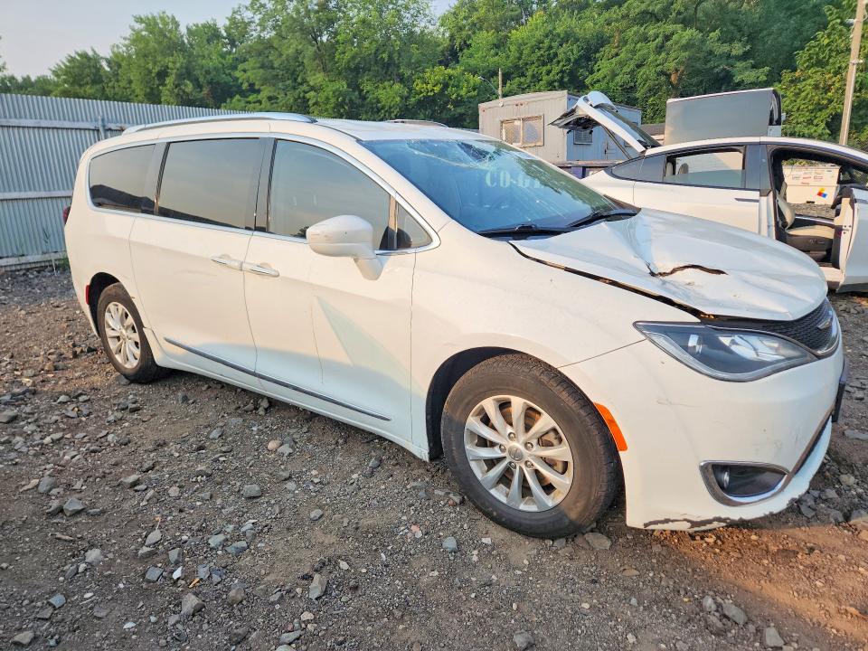 Продажа на аукционе авто 2019 Chrysler Pacifica, vin: 2C4RC1BG6KR523031, номер лота: 61584816