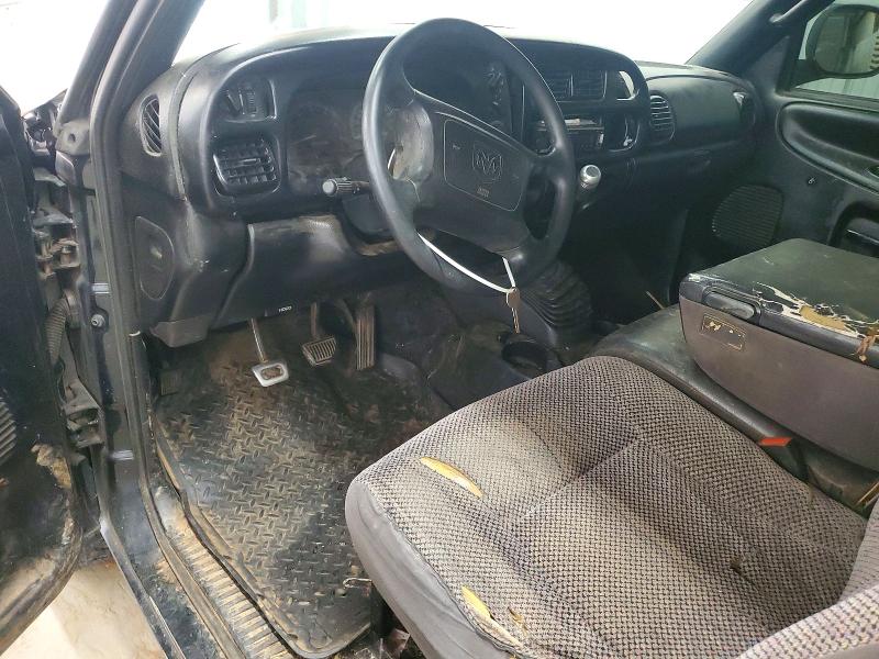 2001 Dodge Ram 1500 მანქანა იყიდება აუქციონზე, vin: 1B7HC16X81S270653, აუქციონის ნომერი: 61389386