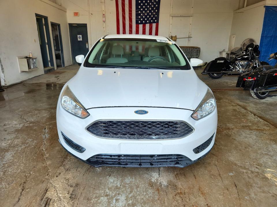Aukcja sprzedaży 2015 Ford Focus, vin: 1FADP3F21FL328810, numer aukcji: 61022696