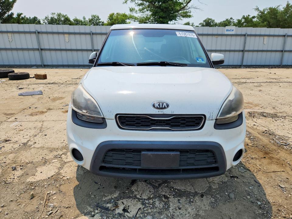 61087476 :رقم المزاد ، KNDJT2A67D7501460 vin ، 2013 Kia Soul مزاد بيع